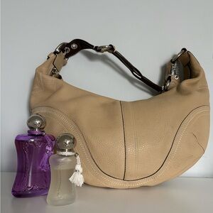 Coach tan leather shoulder bag